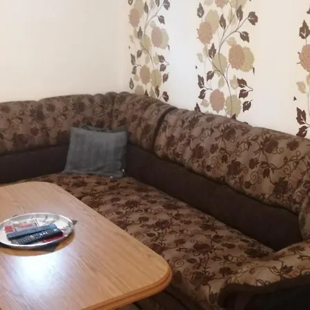 Apartman Svahova 10 *